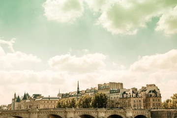 Fototapeta premium antique city building in paris