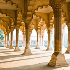Beautiful gallery of pillars at Agra Fort. Agra, India
