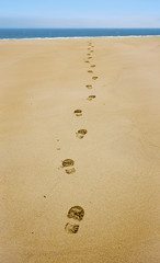 Fußspur zum Meer