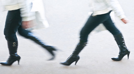 Obraz premium blurry paning legs