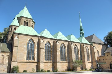 Fototapeta na wymiar Katedra w Essen