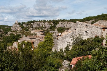 Fototapeta na wymiar Balazuc, en Ardèche, tour de la reine Jeanne.
