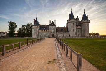 Obraz premium Sully-sur-loire. France. Chateau of the Loire Valley.