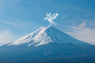 Fototapeta na wymiar Pegasus i Mount Fuji
