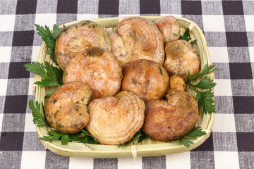 mushrooms, rovellons