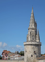 Fototapeta na wymiar tour de la Lanterne à La Rochelle