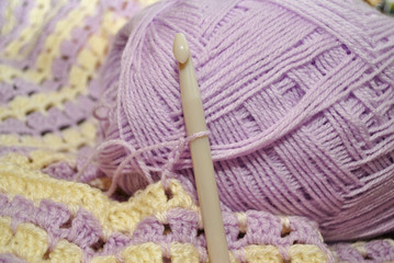 Crocheting a Lavender & White Baby Blanket