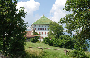 Palazzo Micoli Toscano in Mione