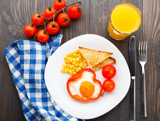 Fried egg in sweet paprika