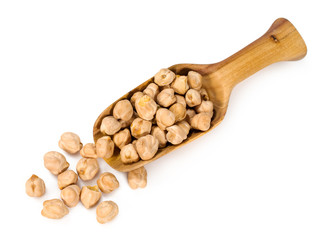 chick peas in a wooden scoop