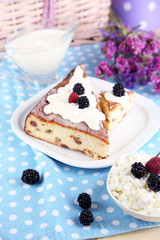 Cheese casserole with raisins