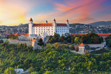 Bratislava castle, Slovakia - obrazy, fototapety, plakaty