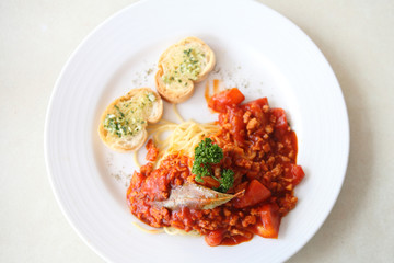 spaghetti bolognese