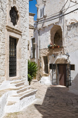 Alleyway. Ceglie Messapica. Puglia. Italy.