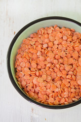 Fototapeta na wymiar dry lentil in bowl