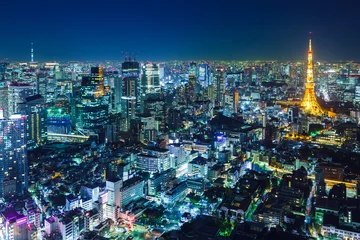 Poster Skyline van Tokio bij nacht © leungchopan