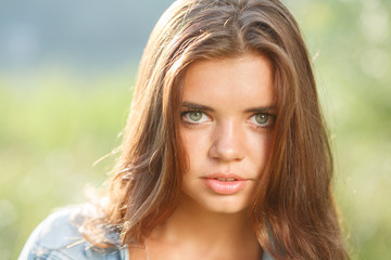 Naklejka premium beautiful teenage girl
