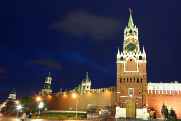 Fototapeta na wymiar Spassky, Tsarskaya and Nabatnaya Towers of Moscow Kremlin at Re