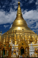 Fototapeta premium Myanmar (Burma), Shwedagon Paya in Yangon