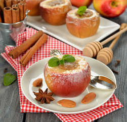baked apples