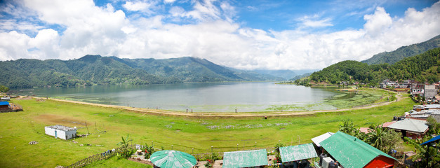 Fototapeta premium Morning at Fewa (Phewa) lake in Pokhara, Nepal.