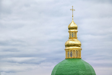 Fototapeta na wymiar Lavra cupola in kiev