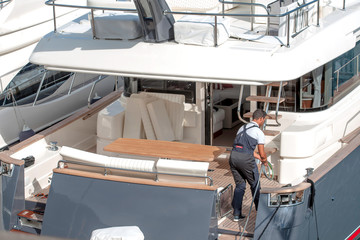 Cura dello yacht