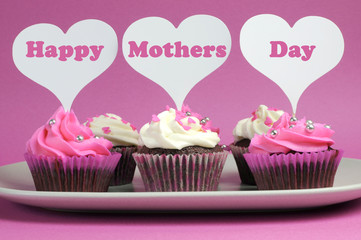 Happy Mother's Day pink and white cupcakes