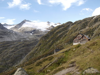 Fototapeta na wymiar Alpine glacier mountains. gauli house Switzerland