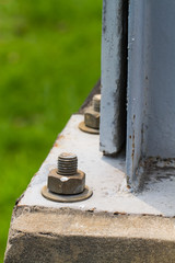 screw at street isle