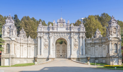 Gate Dolmabahce