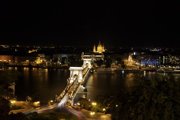 Fototapeta na wymiar Chain Bridge is the quintessential symbol to Budapest