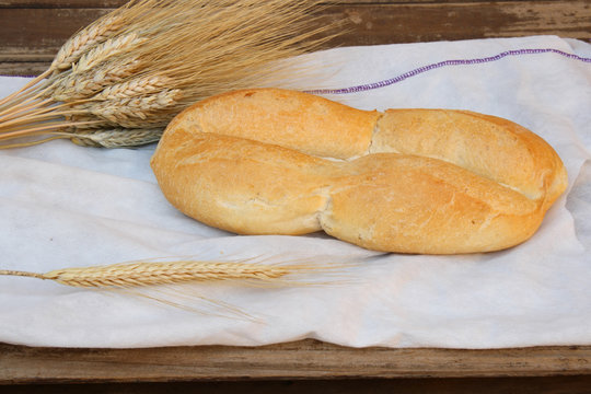 Chilean bread called "marraqueta"