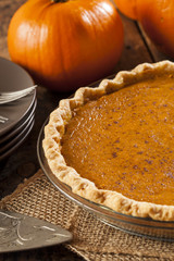 Homemade Delicious Pumpkin Pie