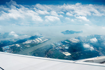 Wing aircraft in altitude during flight