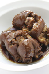 braised pig's trotters with brown sauce, chinese food