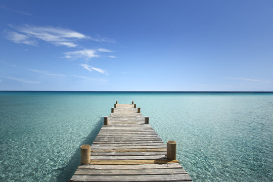 Passerelle en Bois sur ma Mer
