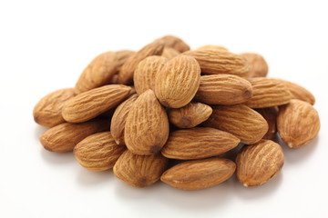 アーモンドホール