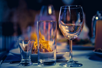 Table wine glasses for wine