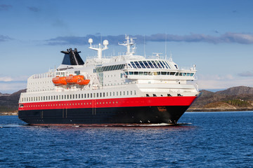Obraz premium Norwegian passenger cruise ship at the sea