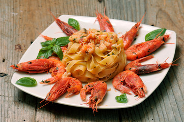 fettuccine with shrimp