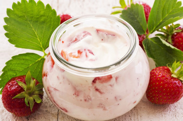 strawberry yoghurt