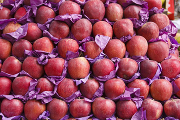 Fresh apples in the market