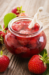 Erdbeer marmelade