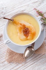 williams pears with semolina