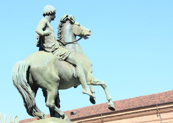 Fototapeta na wymiar statua Equestre