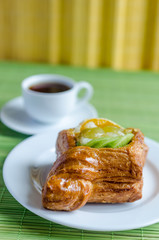 Puff pastry with fruits