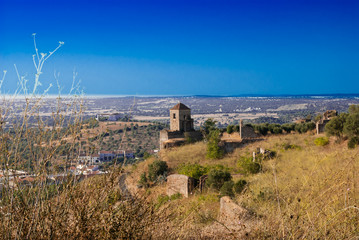 Obraz premium The ruins of old portuguese city Montemor
