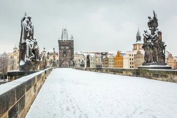 Foto op Aluminium Snow Covered Charles Bridge in Prague © william87