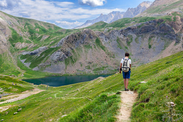 Naklejka premium Trekking w hiszpańskich Pirenejach